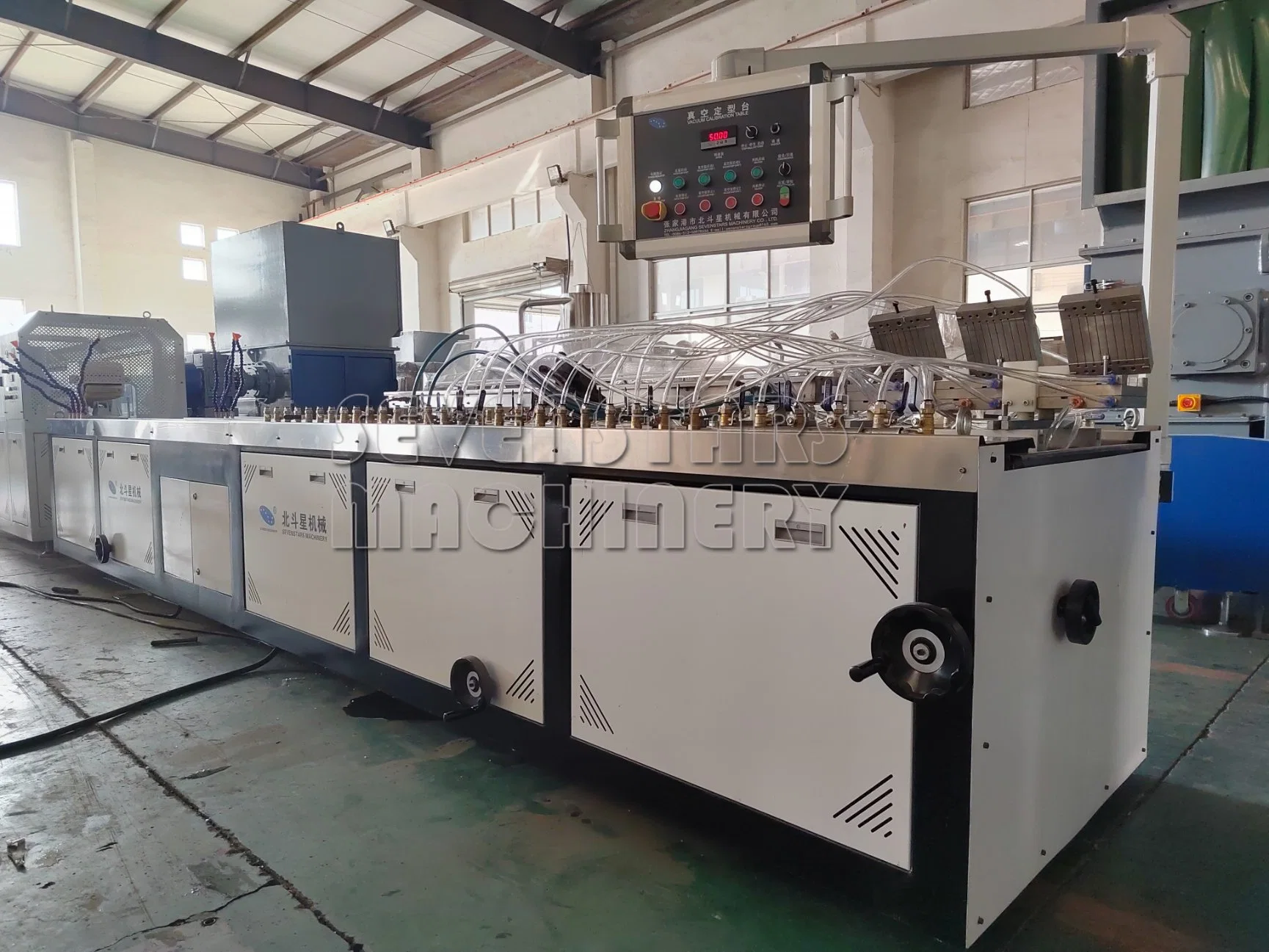 PP PE WPC Profile Extrusion Machine Wood Plastic Profile Extrusion Line