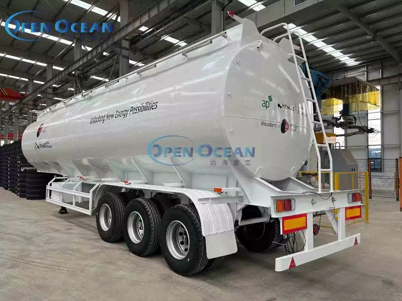 28000 Liters Stainless Fuel Tank Semi Trailer Chemical Tanker Truck Acidic Liquid Tanks Trailer for Sale