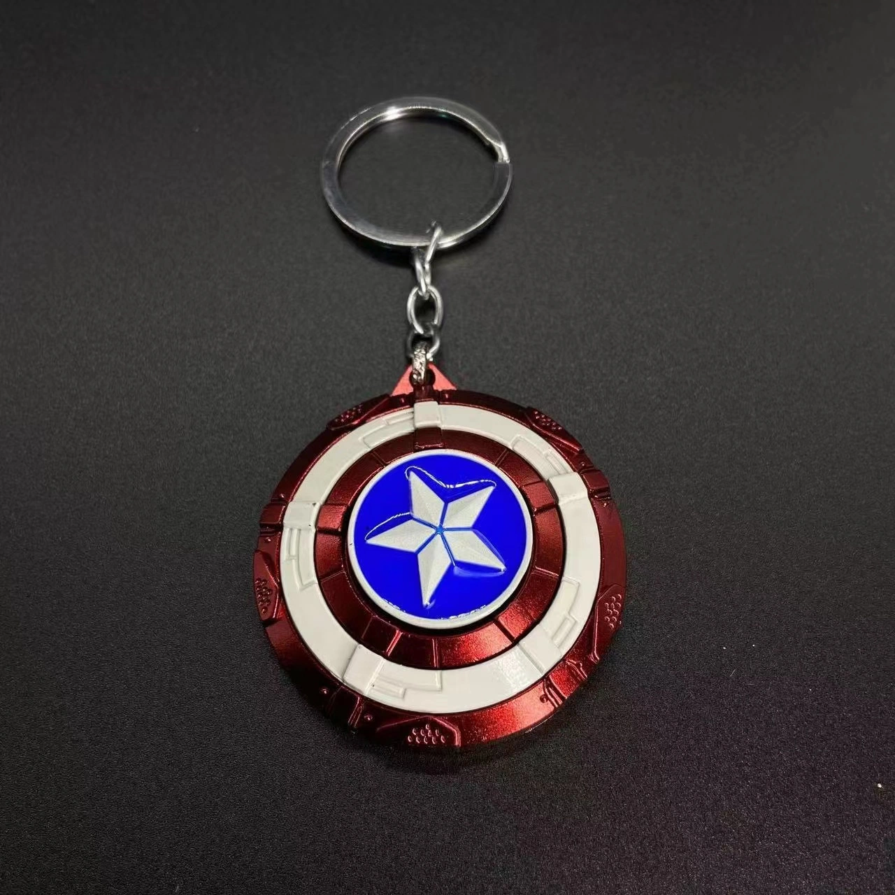 Ruunjoy New Metal Super Hero Captain Shield Keychain Spider Man Keychain Toy Hulk Anime Keyring Key Gift Toy