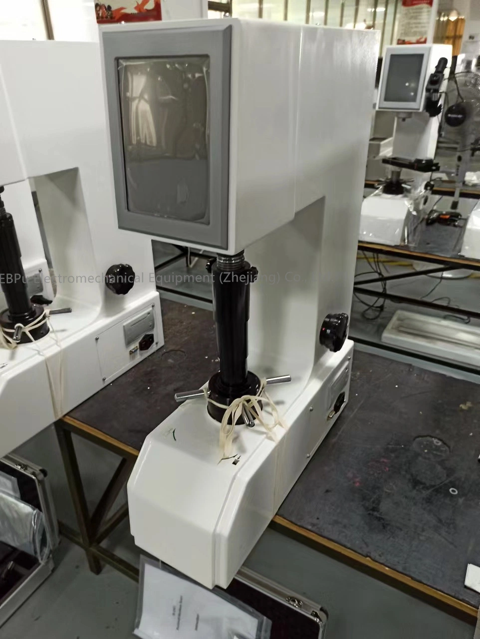 Digital Rockwell Hardness Testing Equipment with Quality Control of Industrial Production