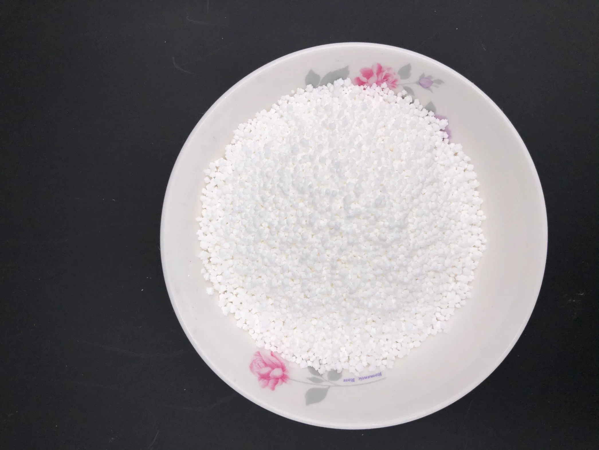 74%-94% Purity Industrial Grade Calcium Chloride From Factory Price