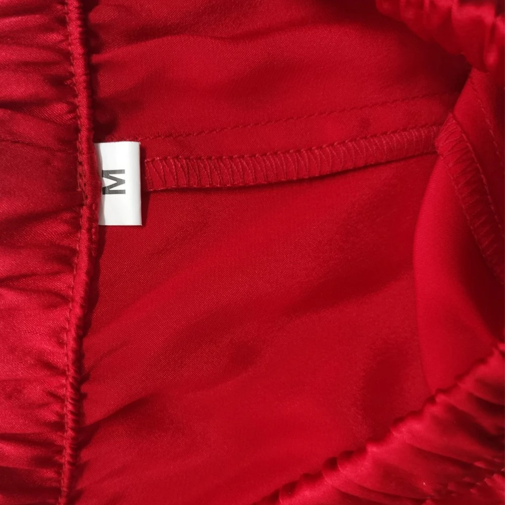 Rouge satiné soie doux vêtements de nuit robe de maison