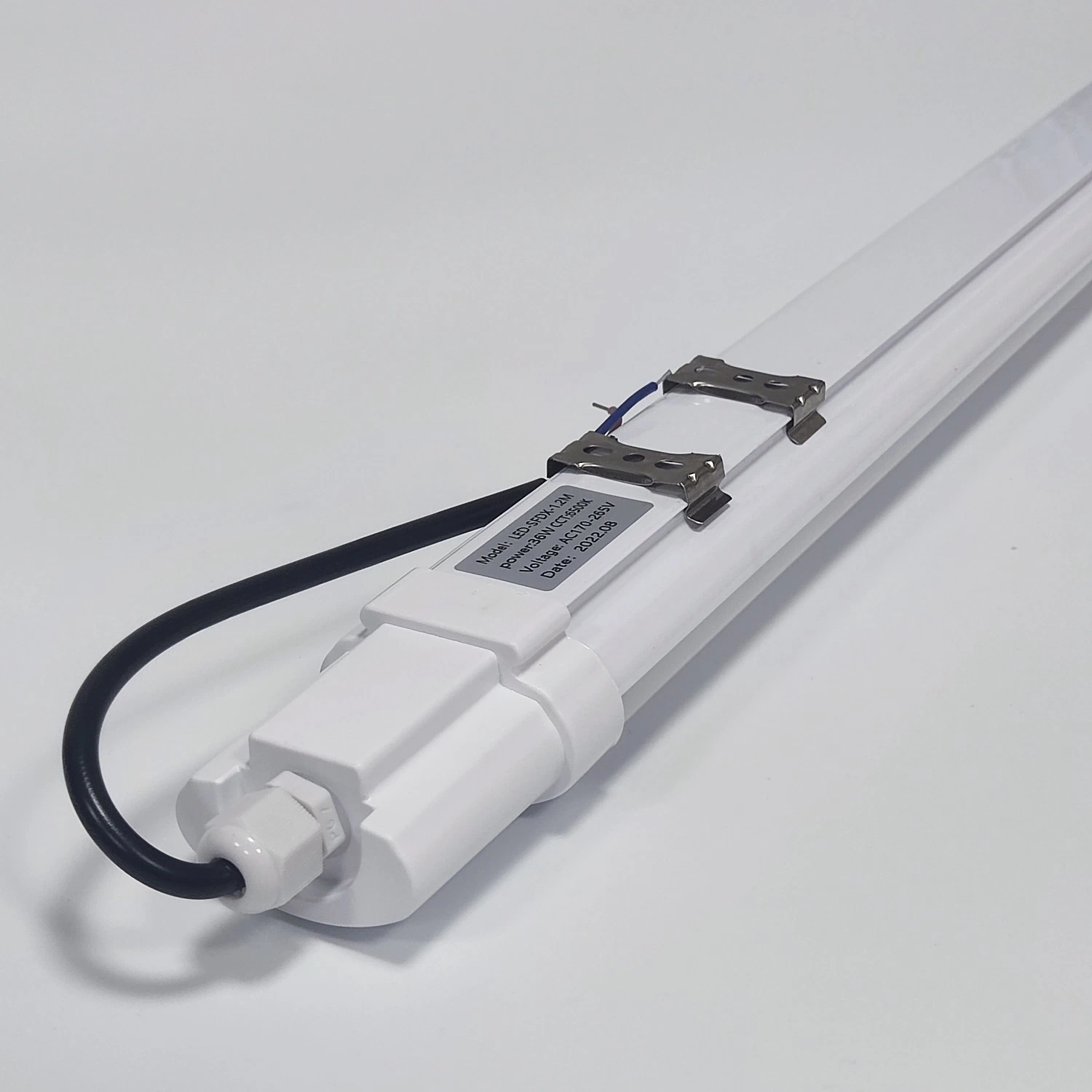 0.6m 18W Tri-Proof LED Linear Fixture Tri-Proof Light Waterproof Lamp New Design Ceiling Batten Triproof Tube Light