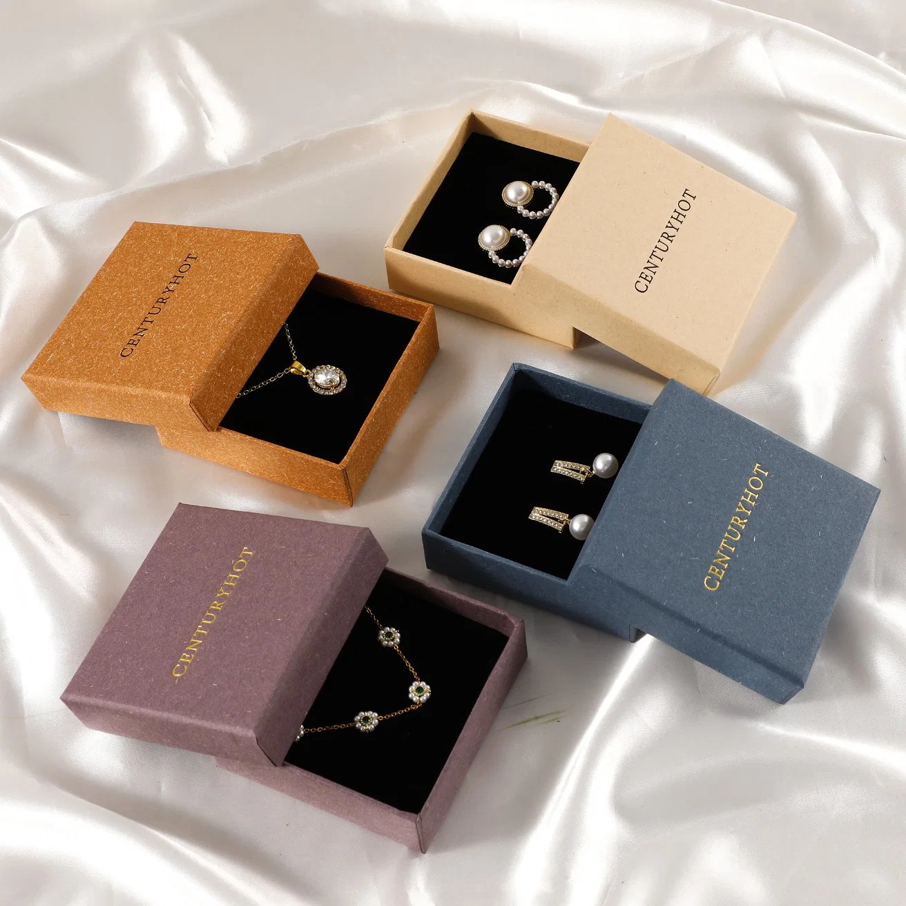 Faible MOQ Boîte à bijoux personnalisée avec logo personnalisé Boîte cadeau Boîte en papier Boîte à colliers multicolore Boîte à bracelets Boîte à bijoux avec coussin en éponge Chic Petite boîte de rangement pour bijoux
