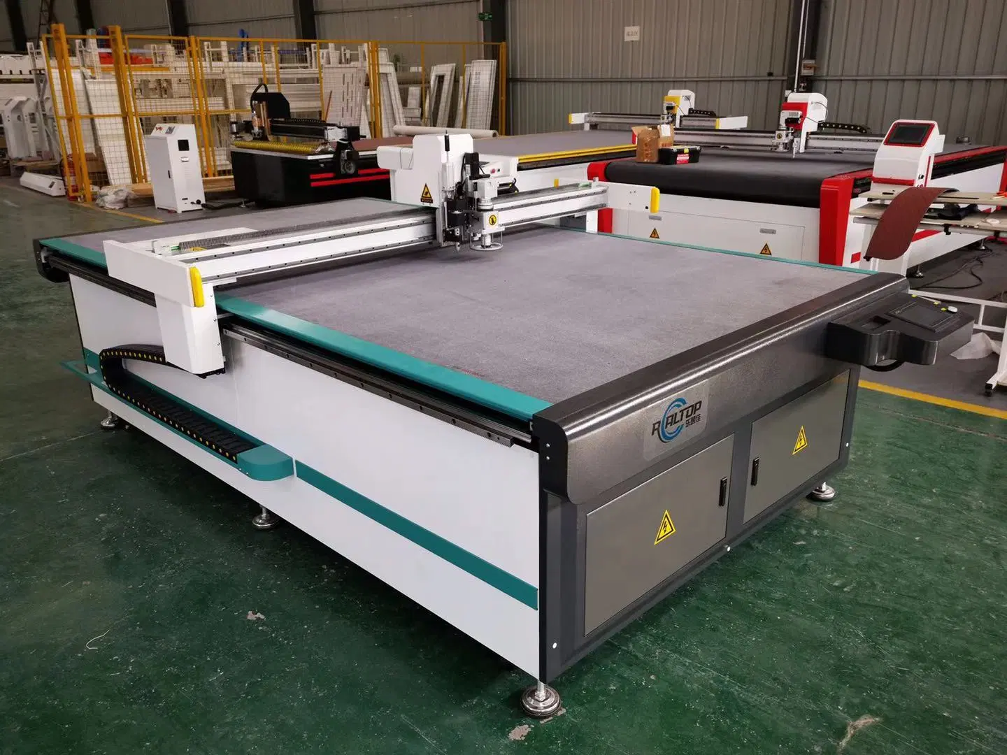 Europe Popular Flatbed CNC Knife Cutting Machine Plotter for Carbon Fiber Prepreg Glass Fiber Fabric