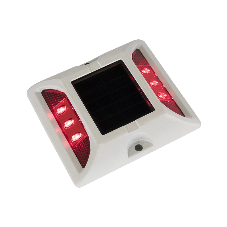 Wholesale/Supplier IP68 Pavement Driveway Traffic Safety Marker Flashing Light Solar Road Studs