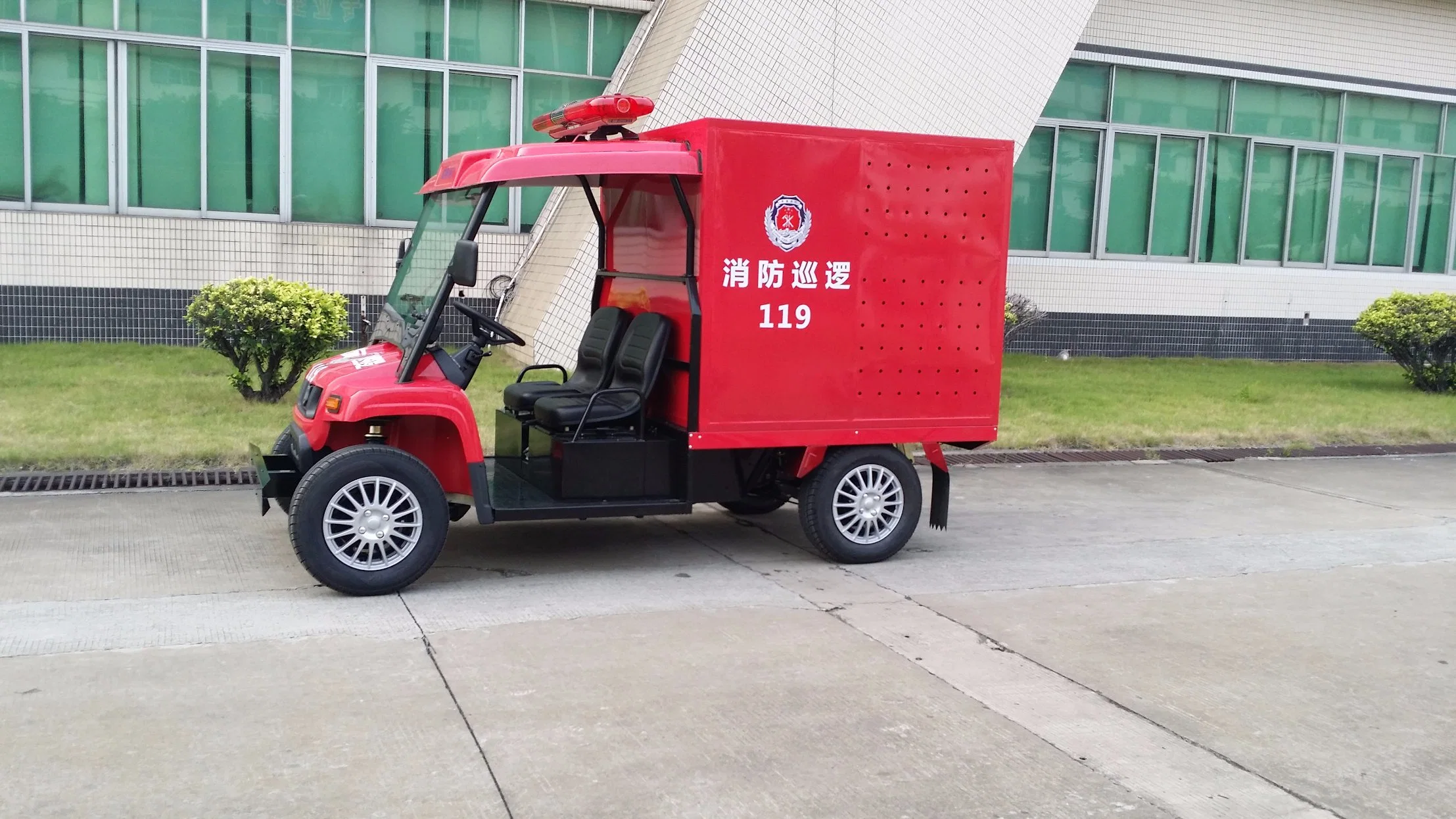 Popular 48V 2 Seater Water Tank Electric Car Fire Fighting Truck