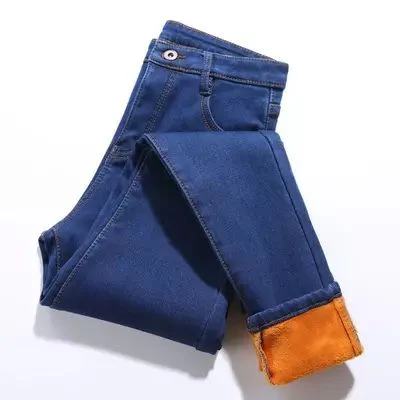 Ensemble de balles de vêtements mélangés utilisé denim d'hiver masculin britannique Les jeans ont utilisé des balles de vêtements de 45 kg en Ouganda