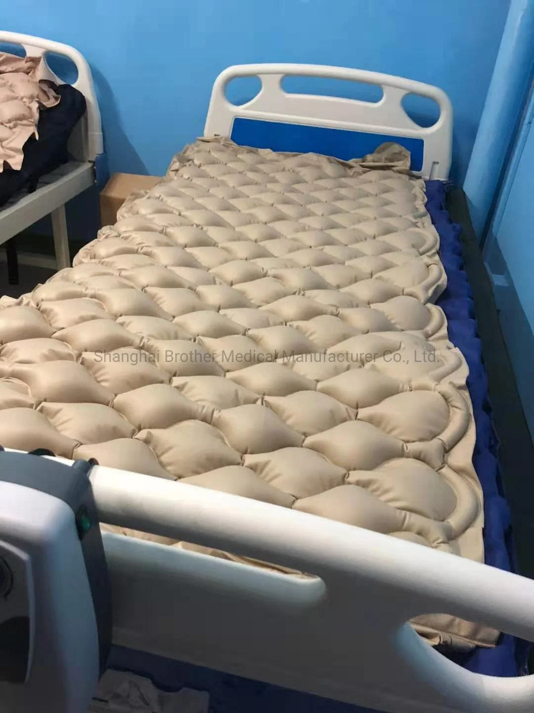 Anti Decubitus Ripple Mattress FDA CE RoHS FSC Certified Mattress Good Quality Bedsore Mat for Personal Care Use at Home and Hospital