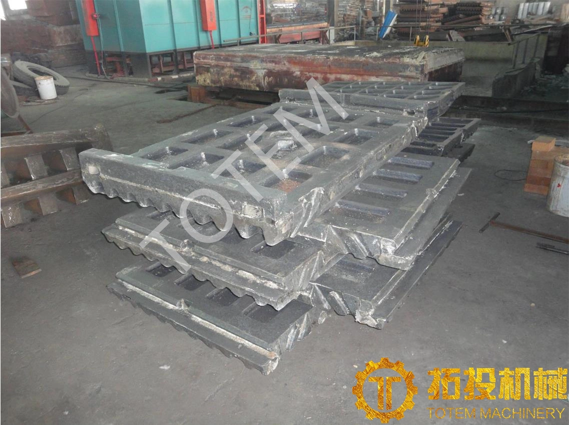 Totem OEM Jaw Plate, Jaw Crusher Plate, Casting Spare Parts for Stone Crusher