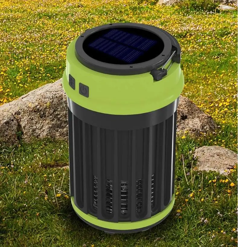 Personnalisé CE a approuvé la lumière solaire LED Lampe torche rechargeable en plein air Camping