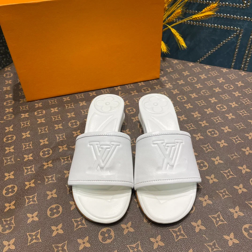 Guangzhou Best Selling New Designer Replica Manufacture Sandals Slippers Leather Shoes White