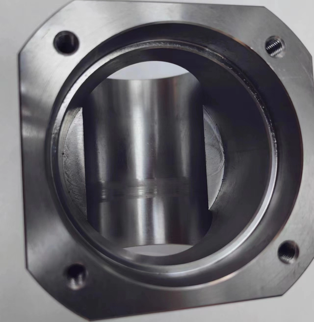 Customized CNC Machining Parts for Shaft Protection of Small Motors