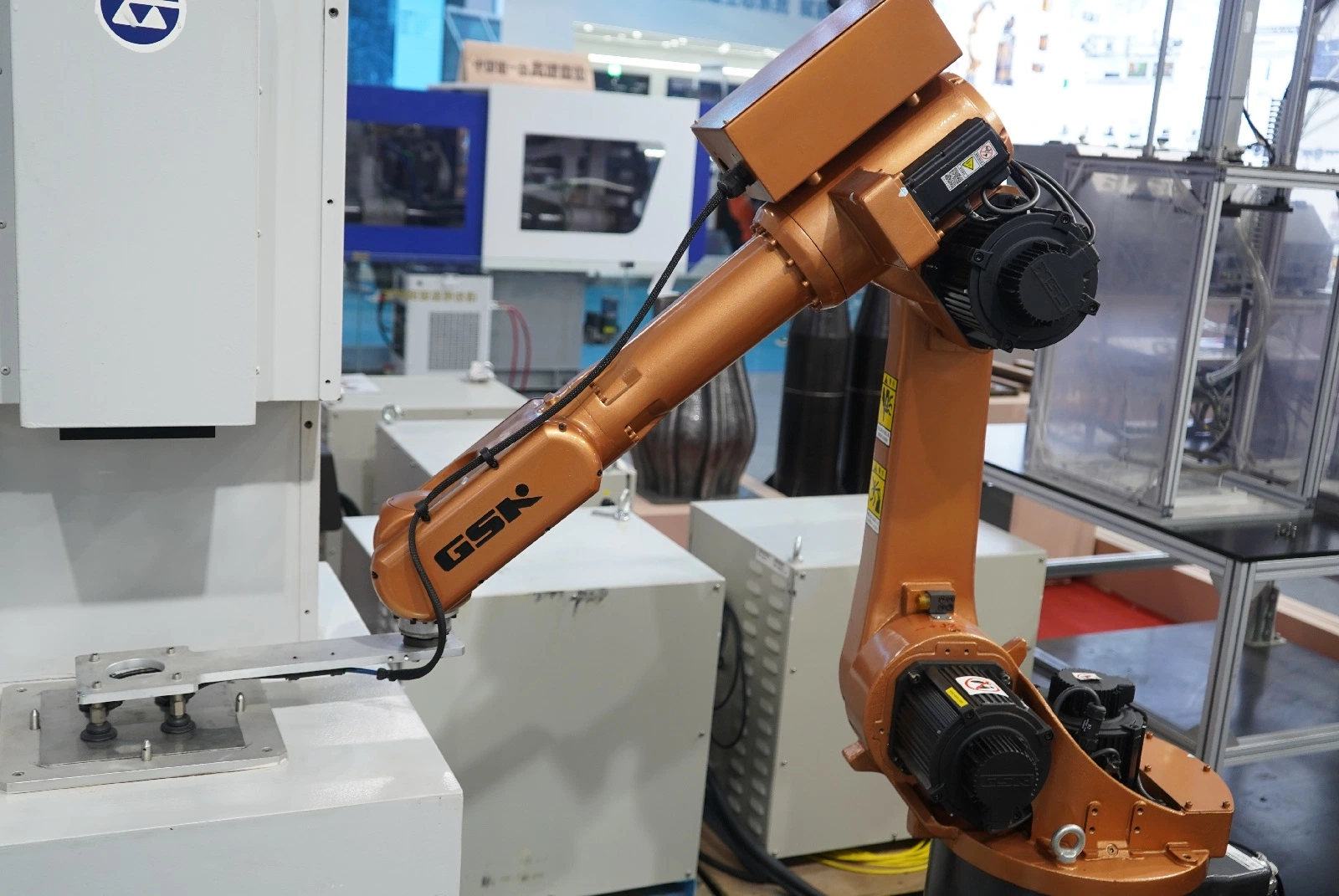 High Efficiency Stable Industrial Robot Arm