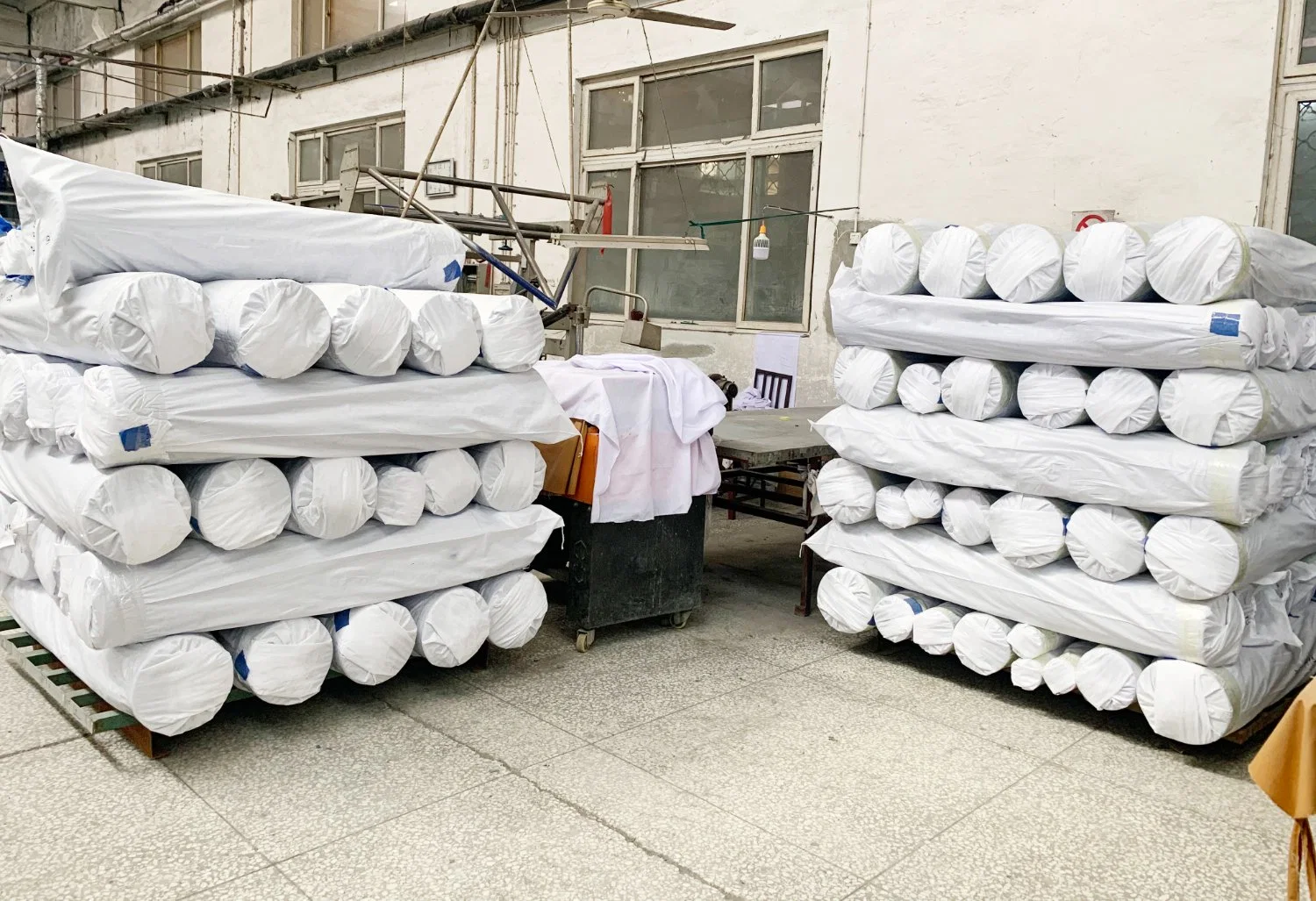 230GSM 65/35 tissu en coton polyester à teints élastiques pour les vêtements de travail de construction