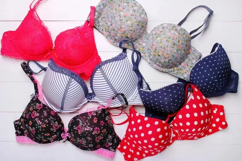 El inventario de minas de alta calidad al por mayor Sexy cómodas correas Womans Bra de colores mezclados de tamaños