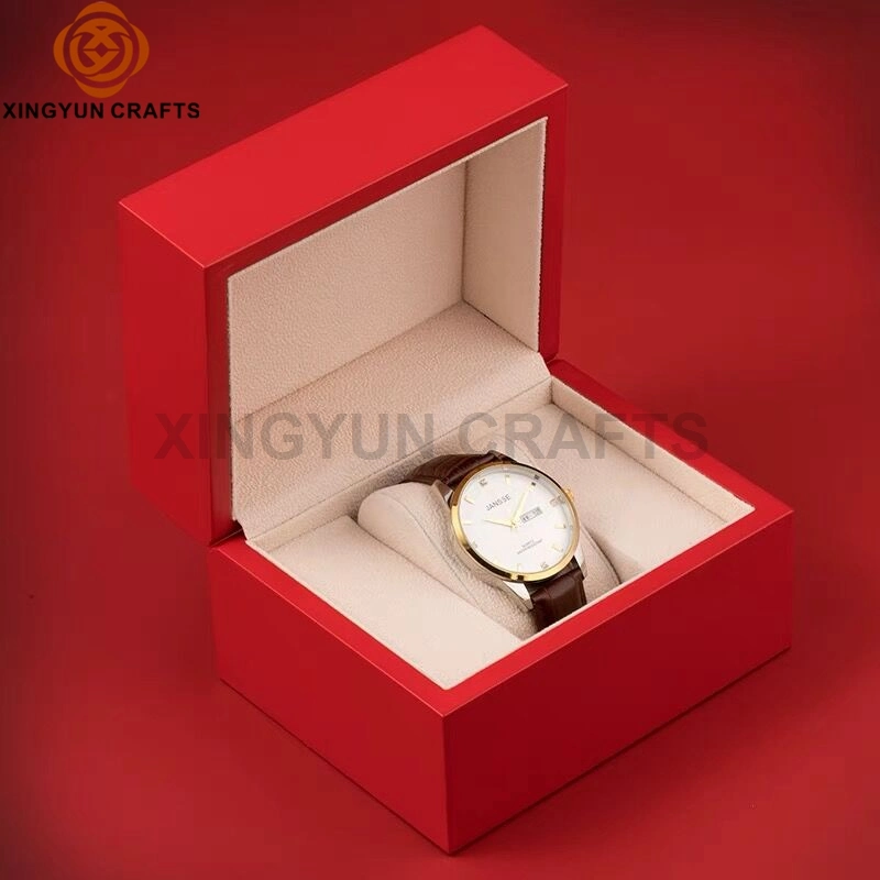 Fashionable Wholesale/Supplier Single Wood Lacquered Best Watch Display Box Wooden Gift Packaging Box