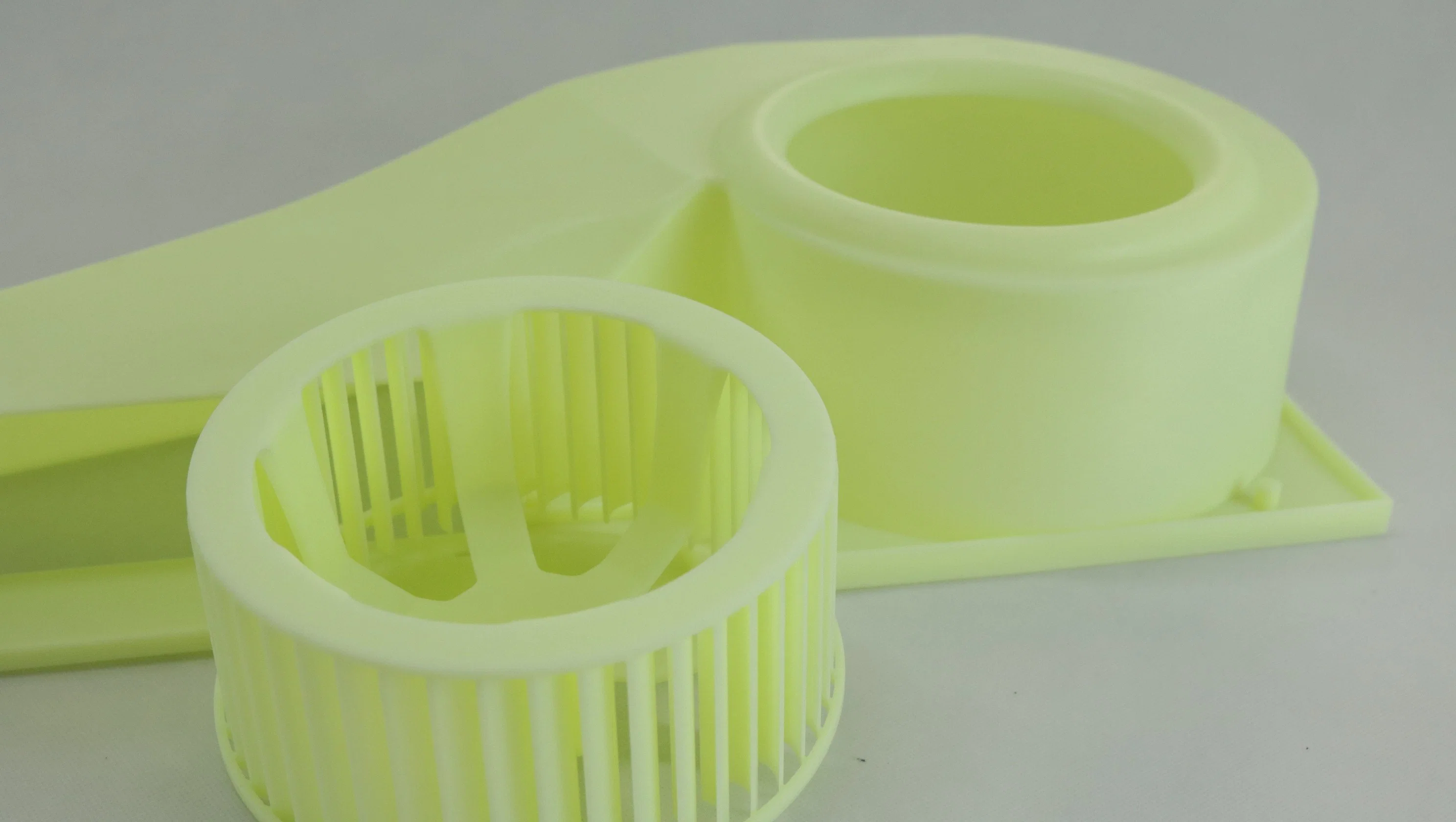 SLA 3D Printing Good Quality Low Price Yellow-Green Resin Auto Parts