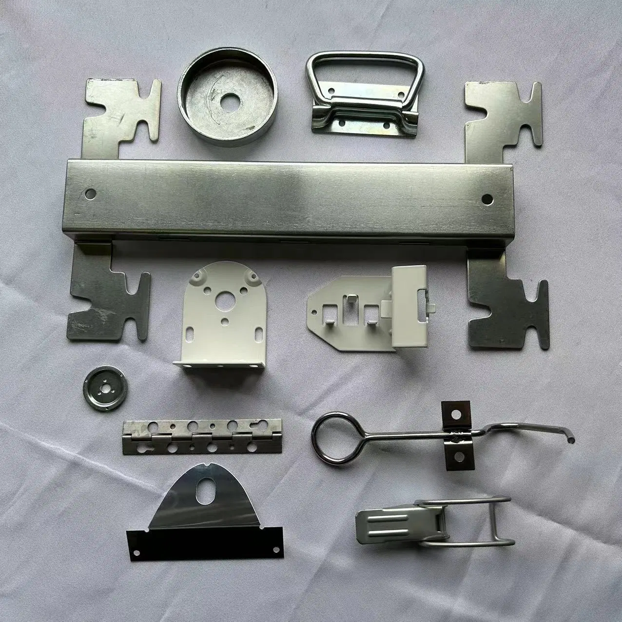 Home Metal High Precision Stamping Parts for Decoration Light Fittings with Metal Bending Machines Parts