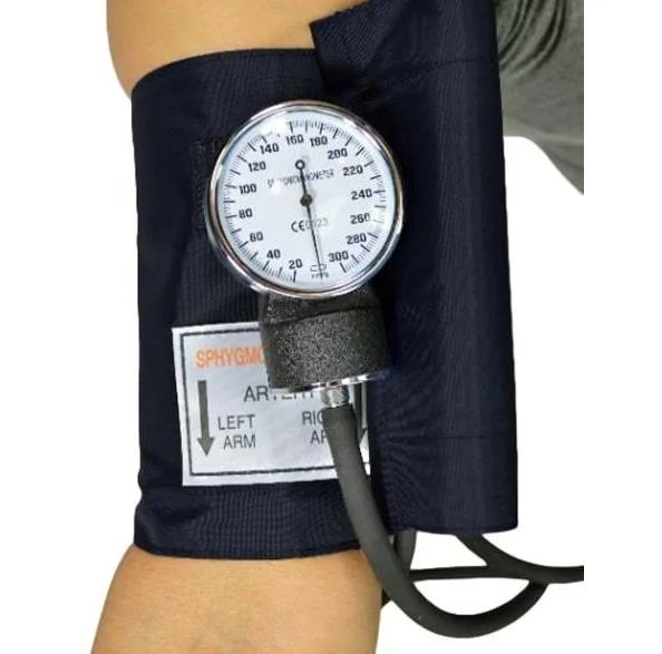 Medizinisches Blutdruckmessgerät Für Den Akkuraten Arm, Set Für Manuelles Sphygmomanometer Mit Stethoskop