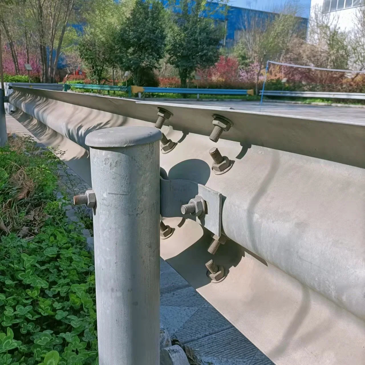 Roadway Safety W Beam Guardrail Used Round Section Steel Guardrail Post