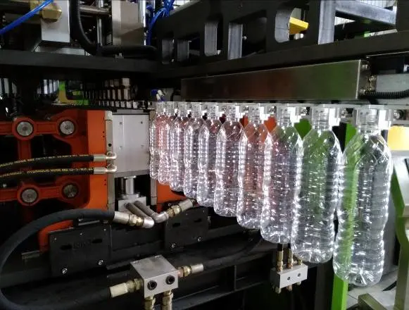 2022 jugo de agua potable de mascotas de plástico totalmente automático de alta velocidad Bebida carbonatada 5L-10L máquina de moldeo de botellas de tamaño pequeño