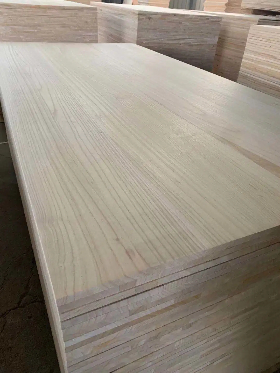 Wholesale/Supplier Solid Wood Board Paulownia Board for Coffin