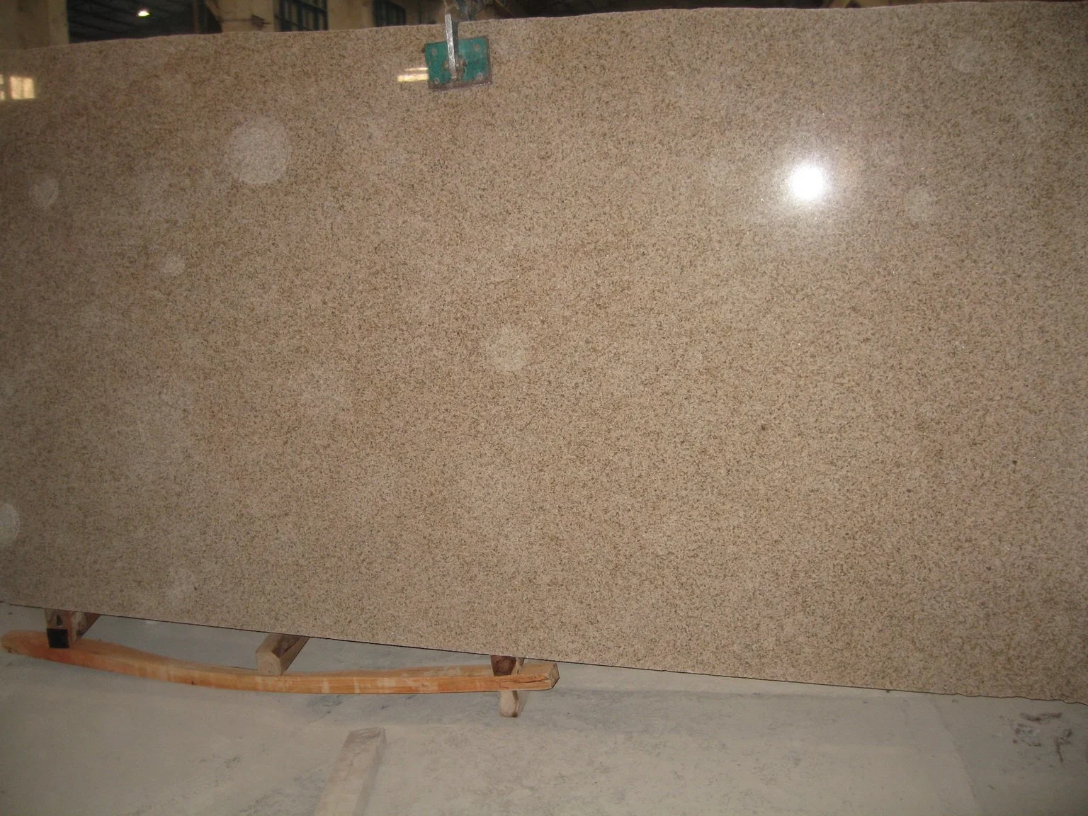 China Granite for Kerb Stone Paving Tile G682 Beige Yellow Granito Tile Pavers