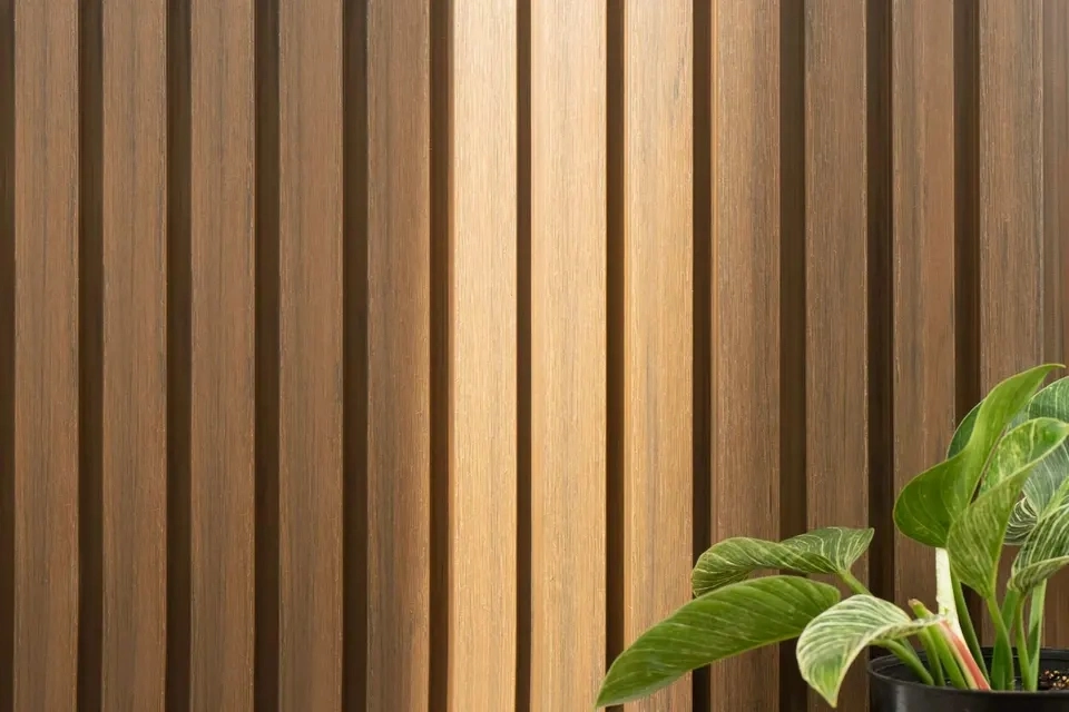 Hight Quality Hollow Exterior WPC Wall Panel 5mm Fluted Outdoor WPC Wall Panel