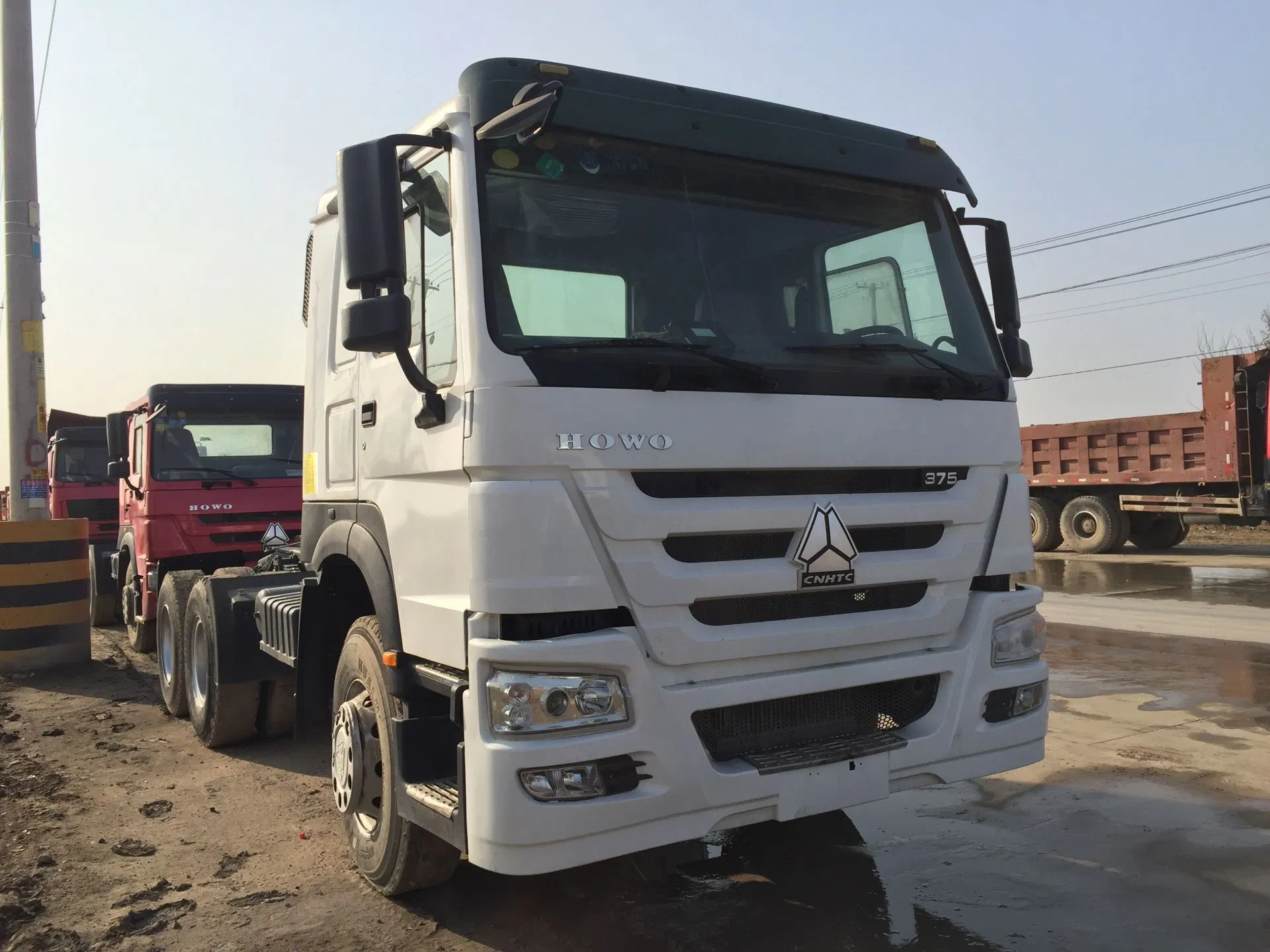 Sinotruk HOWO 6X4 Used Trucks with Production Year 2011 to 2014