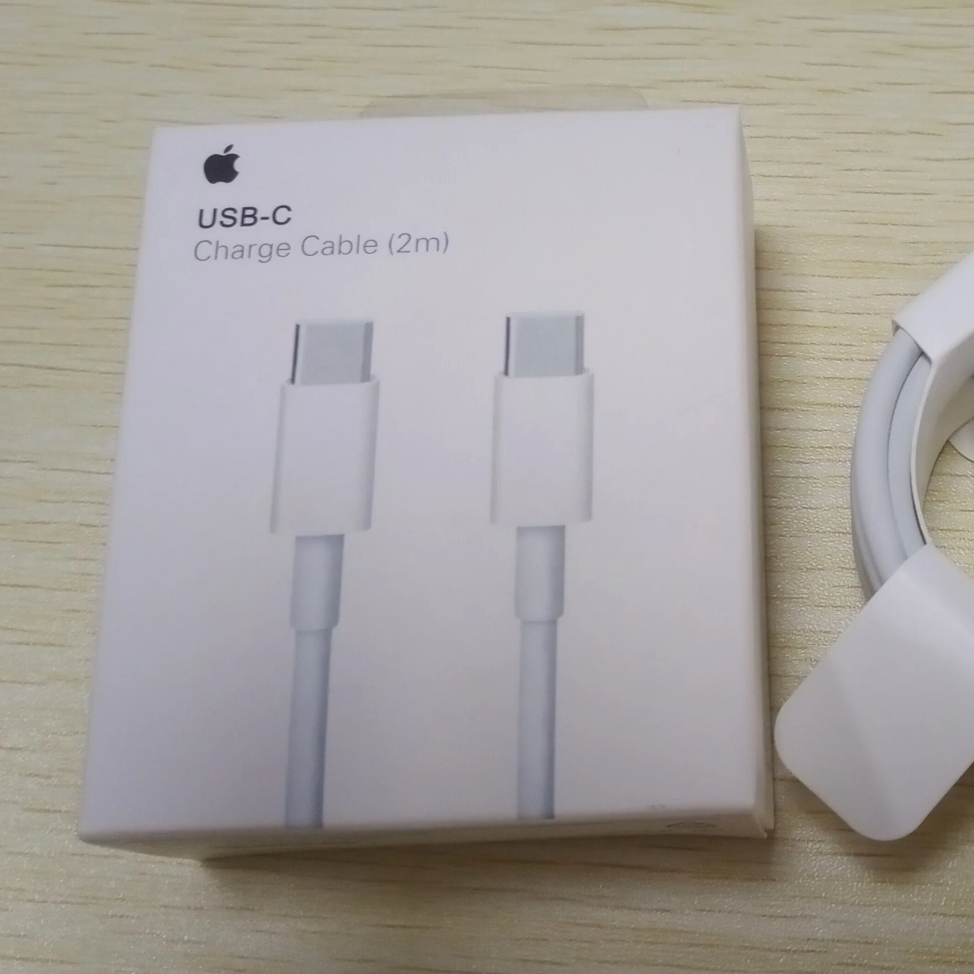 Type C to Type C Fast Charging Data Cable White Pd USB-C Cable for Computer 2m