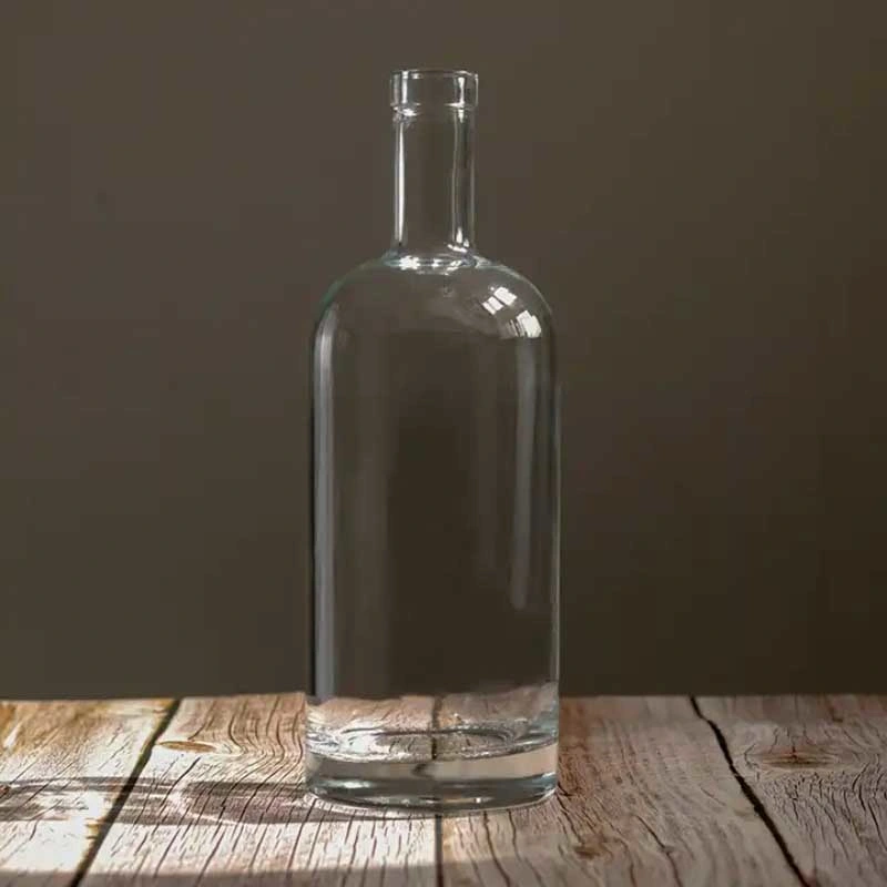 Empty Clear Glass Liquor Spirits Wine Bottles 50cl 70cl Gin Rum Whiskey Glass Alcohol Drinking Beverage Bottles Gin and Tonic Bottle with Cork