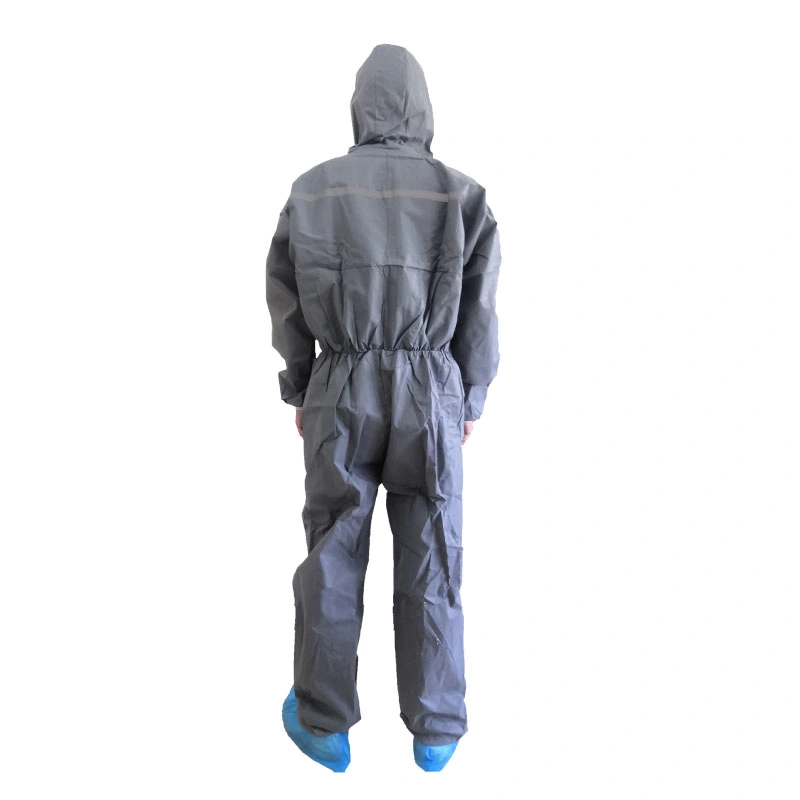 Grey PPE Suit SMS Non Woven Industry Dustproof S to 3XL Protective Clothing with Reflective Stripe