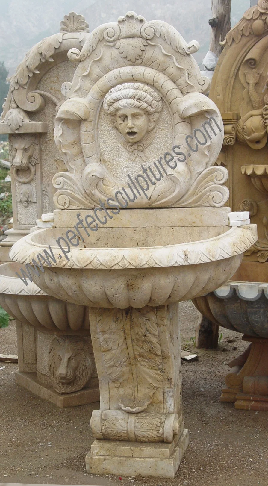 Antique Garden Stone Marble Wall Fountain with Carved Child Statue (SY-W083)