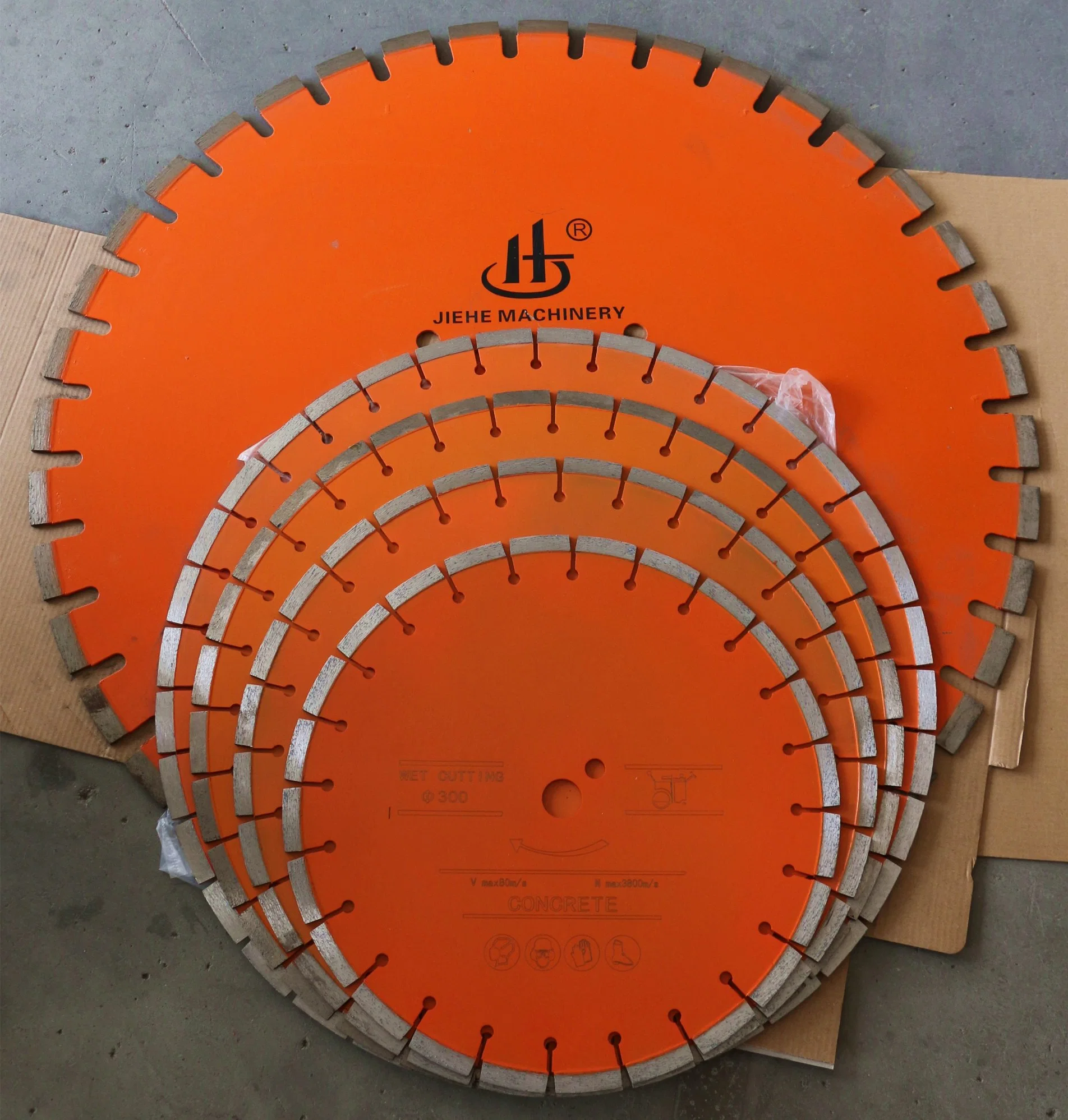 12" bis 20" Benzinmotor hinter Asphalt Betonboden Sägemaschine