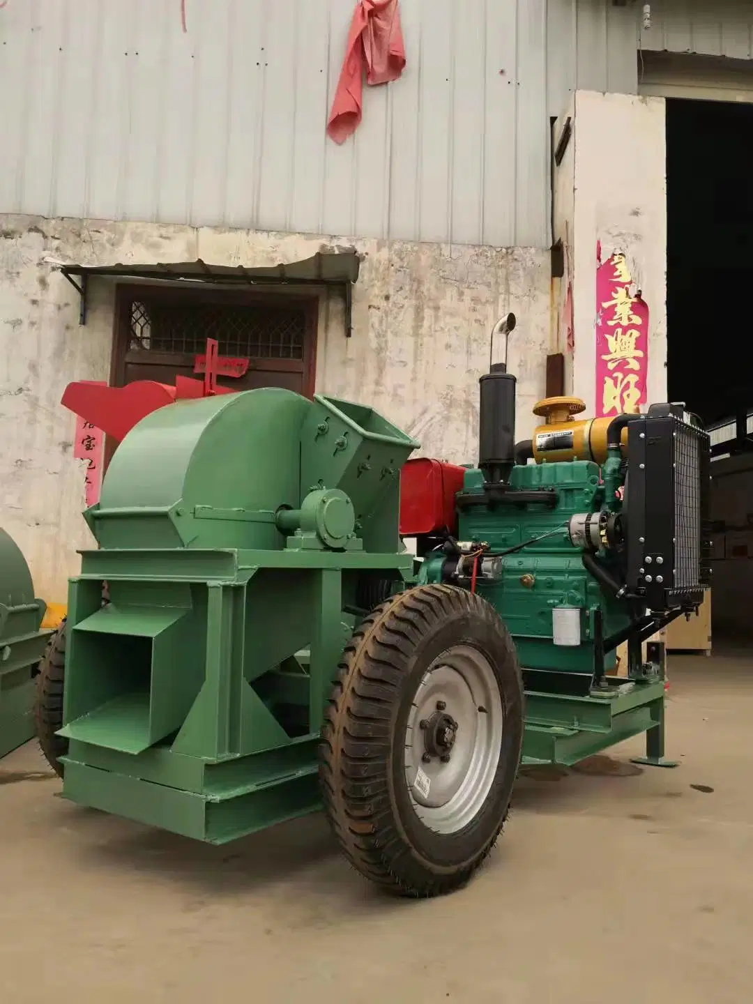 Small Diesel Engine Wood Crusher Olive Wood Crusher