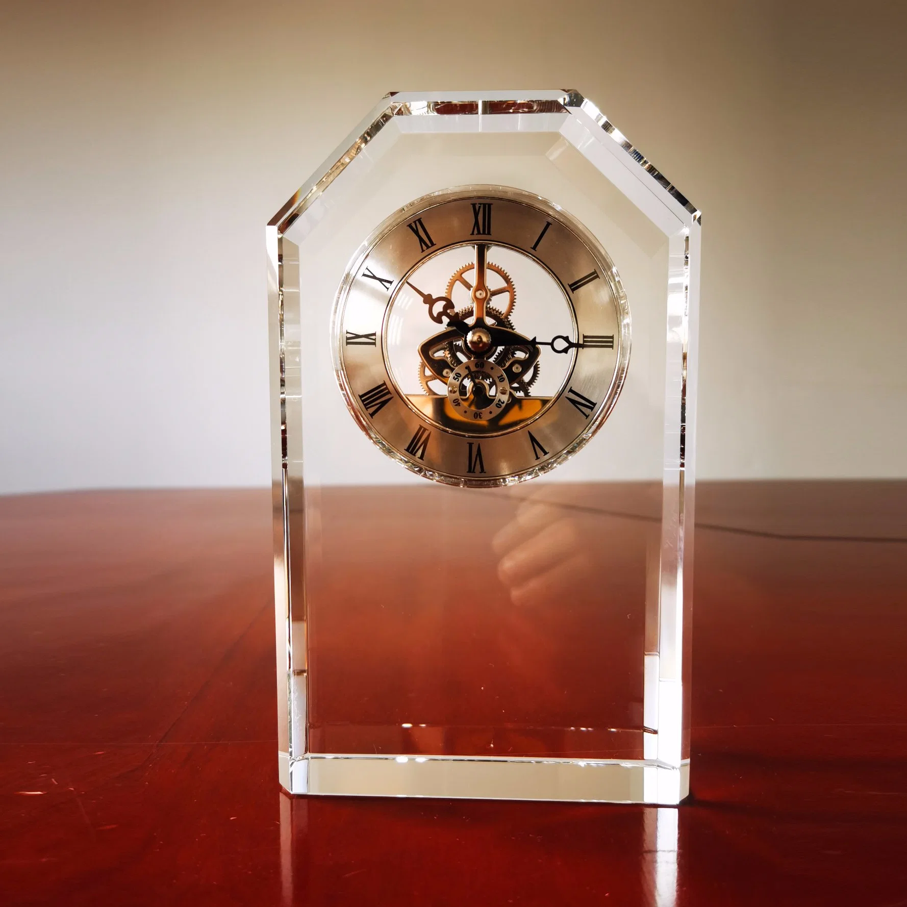 Nouveau trophée horloge en cristal