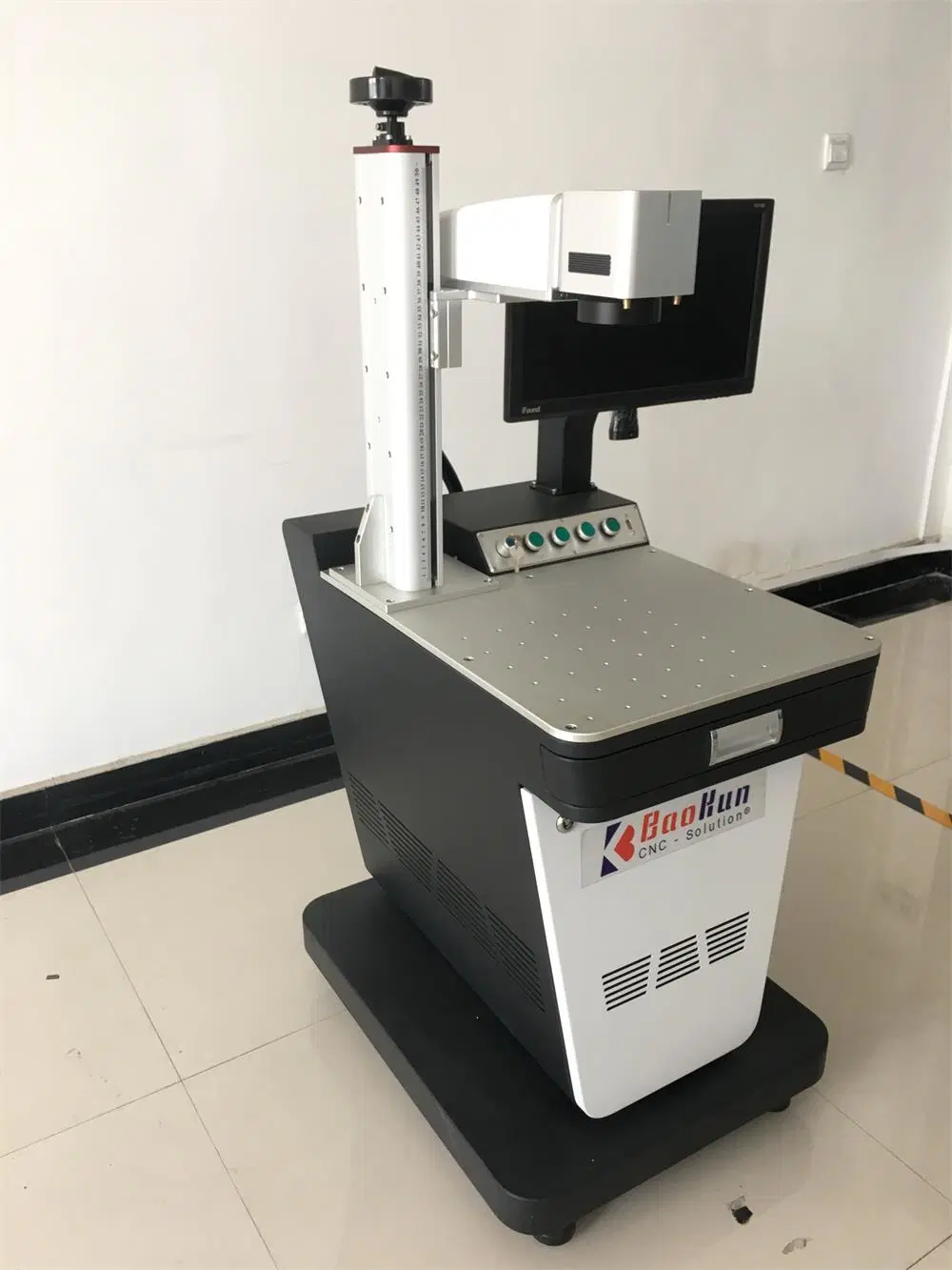 Easy Operation Fiber Laser Engraver CE FDA Certificated High Efficiency Portable Laser Marking Machine