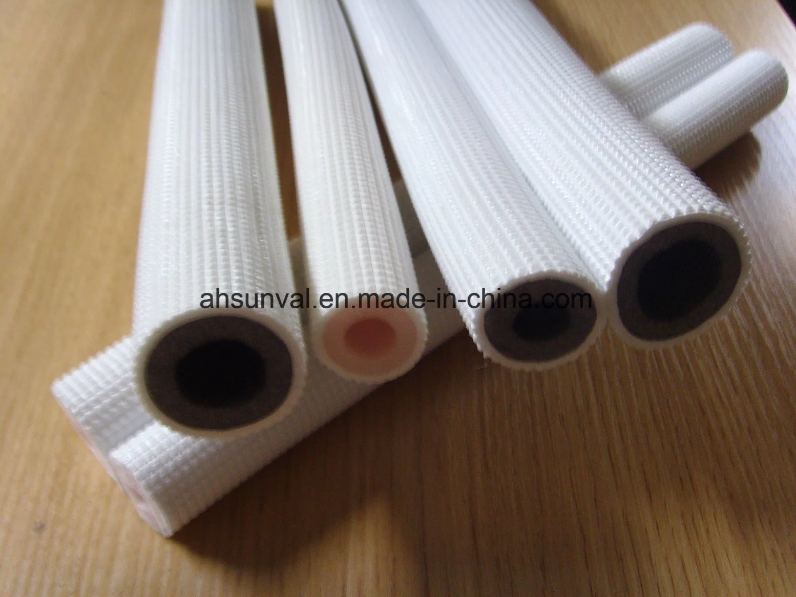 1HP, 1.5HP White PE Foam Pipe Insulation for Air Conditioner