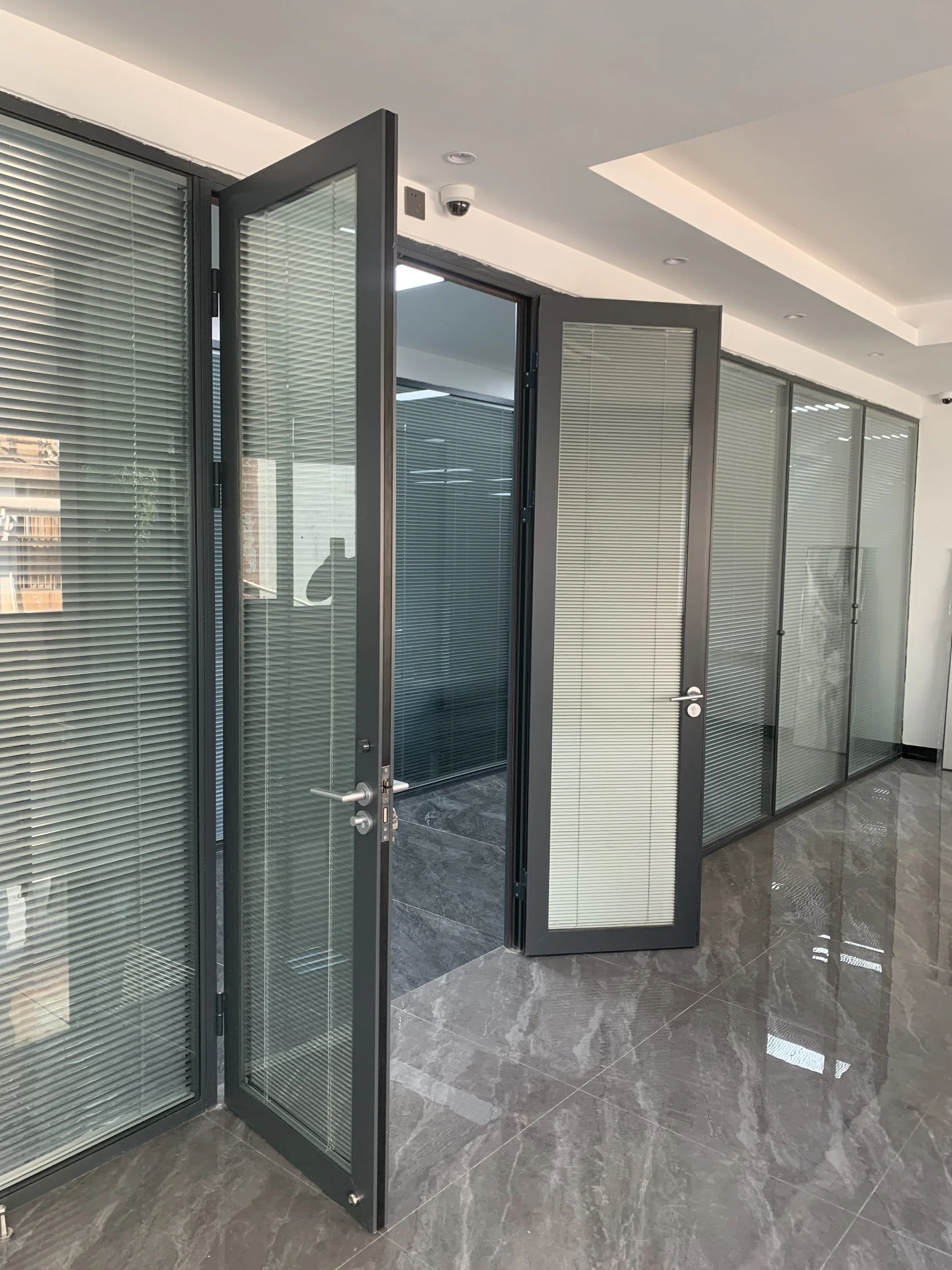 Customized Soundproof Folding Glass Movable Wall Systems for Office/Conference Room/Meeting Room