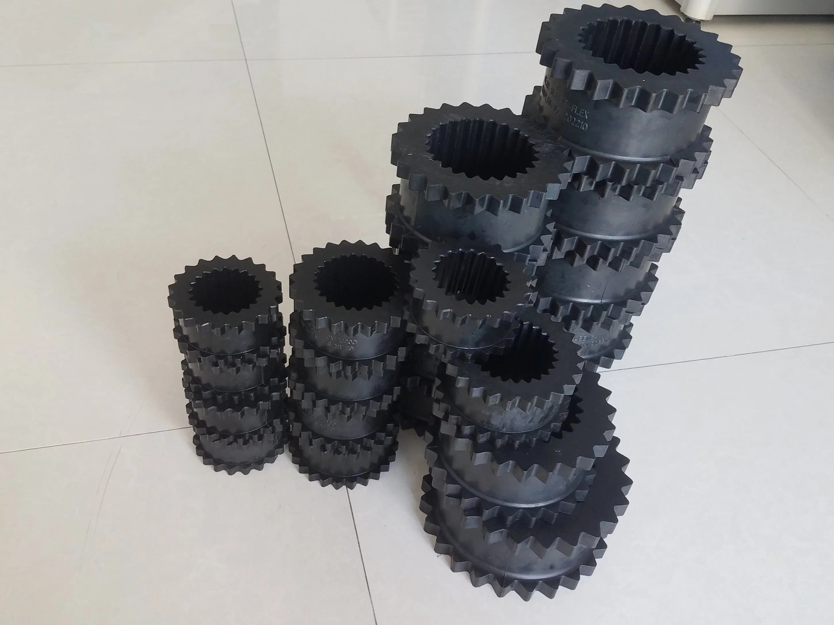 Black Color Rubber Gear Coupling, Rubber Gear Sleeve 3-14j with High quality/High cost performance 