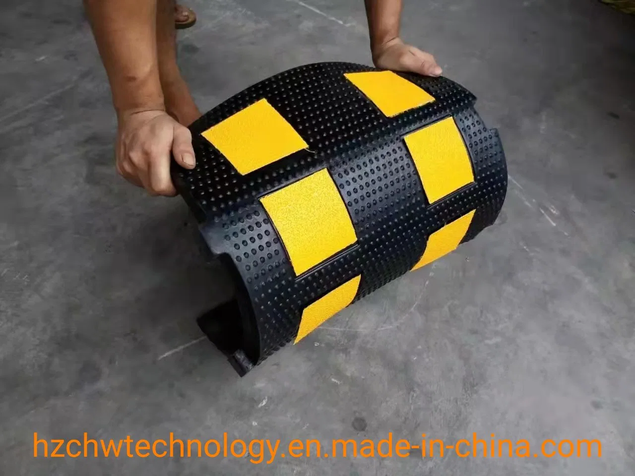 El caucho Badén Badén tipo 600mm para la seguridad vial de 500mm Dock Bump