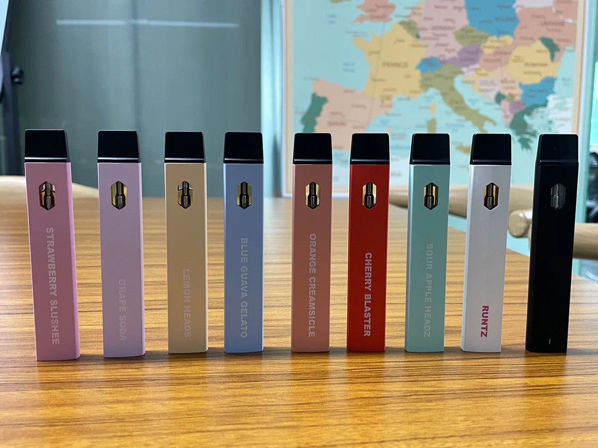 Factory Price Wholesale/Supplier Rhy D011A Empty Thick Oil Disposable/Chargeable Vape Pen 1ml Capacity with Type-C Chargeable Port