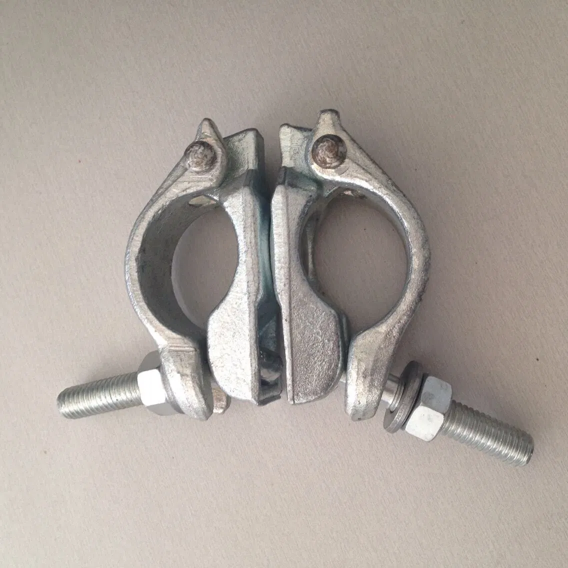 Building Material Scaffolding Coupler BS1139 En74 Standard Drop Forged Swivel Coupler