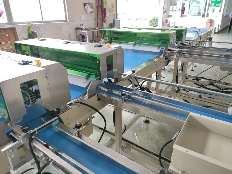 Medical Equipment Automatic Bagging and Packaging Line Antipyretic Paste Cotton Ball Mask Protective Clothing Medical Supplies Pillow Packaging Machine