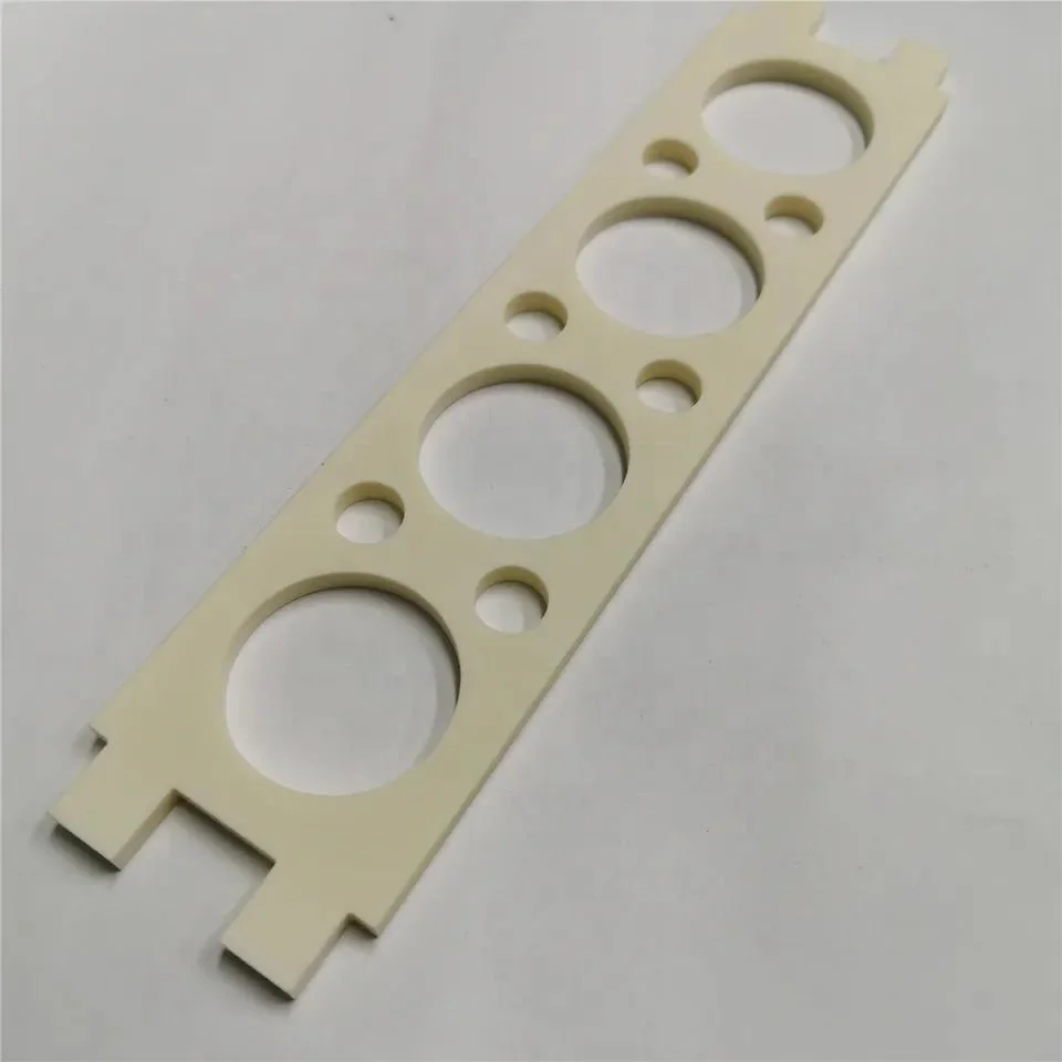 White and Ivory Color Strong Bending Resistance Factory Customized 99% 99.5% Al2O3 Insulator Alumina Ceramic Structural Part