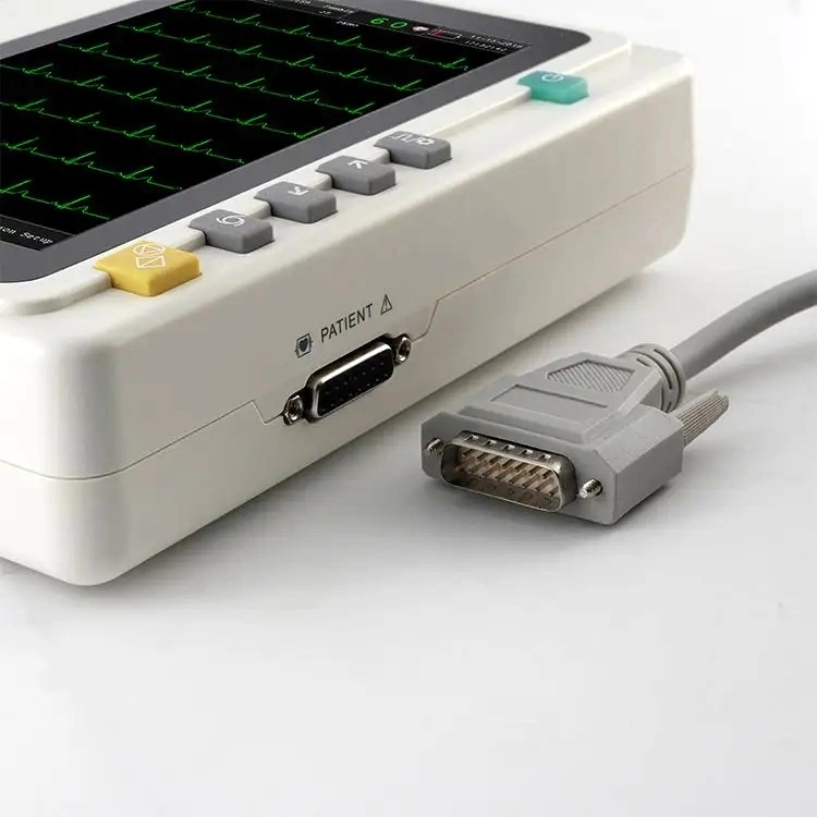 مستشفى صغير محمول ثلاثي القنوات ECG301 جهاز طبي محمول إلكترونيا آلة تخطيط القلب الكهربائي