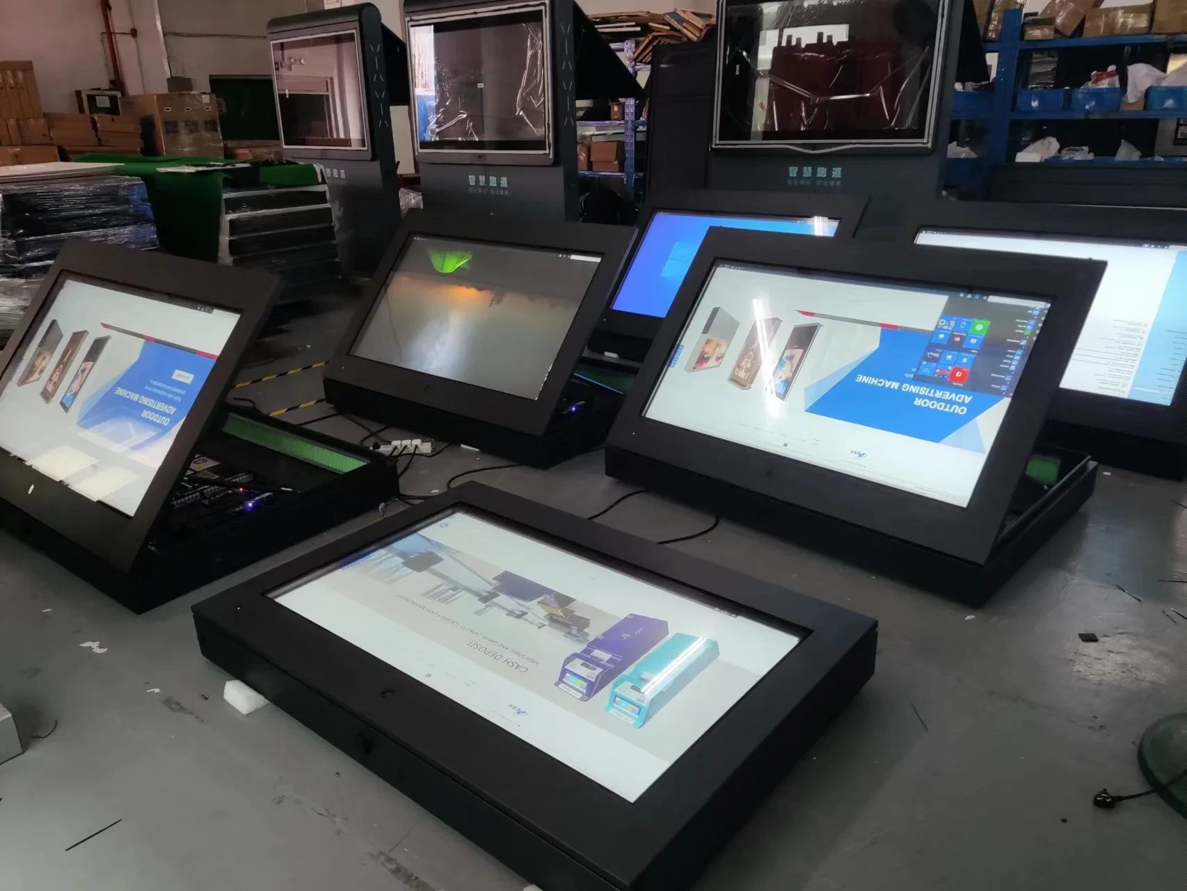 32-Zoll-LCD-Monitor für die Wandmontage im Außenbereich mit Digital Signage Cms