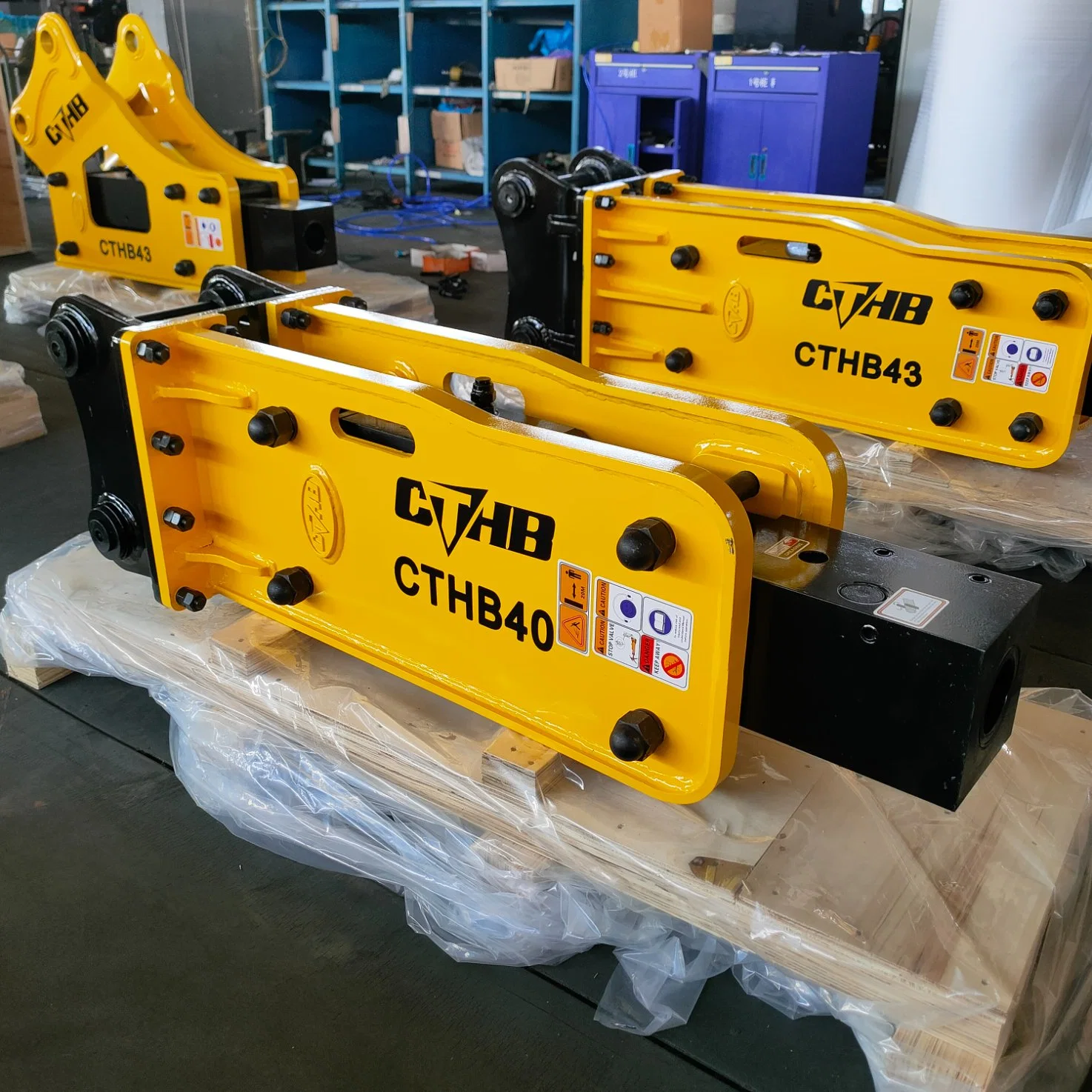 Light Duty Excavator Breaker 20crmo Yakai Cthb40 Top Type Hydraulic Breaker Hammer Chisel Diameter 68mm