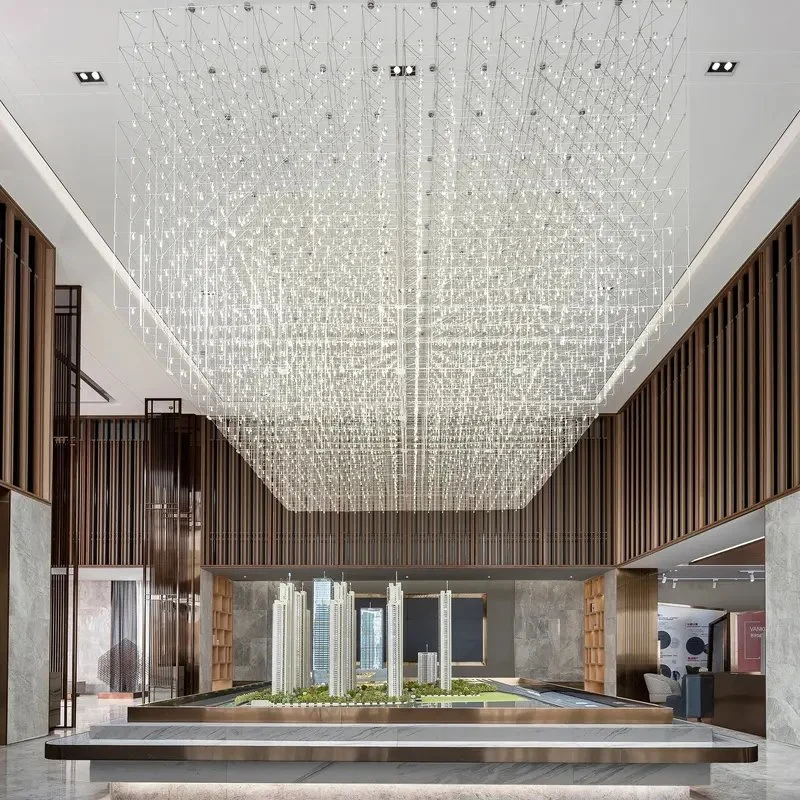 Лобби проекта "Отель Чанделье" с дизайном в больших масштабах Квадратные люстры